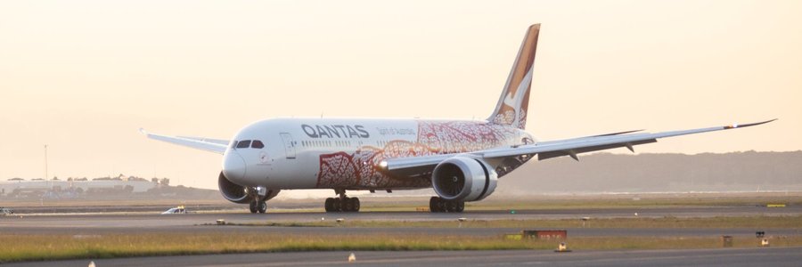 UPDATE - Un zbor Qantas care a plecat de la Auckland spre Sydney a transmis un apel de urgenţă de tipul ”mayday” / Echipaje de urgenţă, în aşteptare pe aeroportul din Sydney / Aeronava a aterizat în siguranţă 