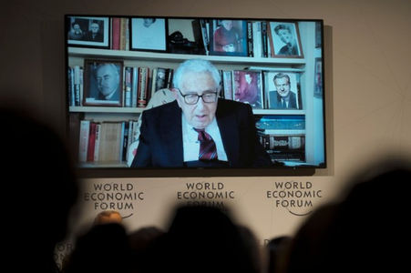 Henry Kissinger susţine, la Davos, aderarea Ucrainei la NATO