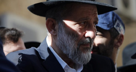 Curtea Supremă israeliană invalidează nominalizarea în funcţia de ministru de interne a lui Arie Dery, liderul Partidului ultraortodox Shaas, găsit vinovat de fraudă fiscală