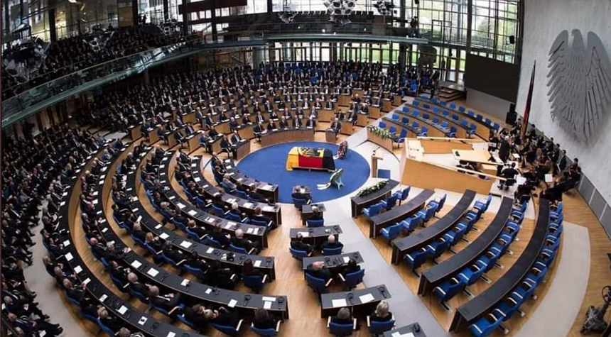 Parlamentul german recunoaşte genocidul yazidi al Statului Islamic şi anunţă măsuri de ajutorare a acestei minorităţi kurdofone