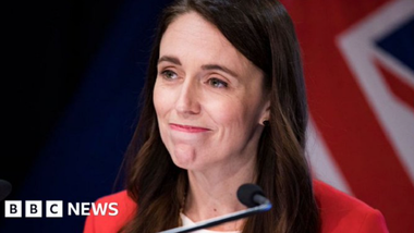BBC, acuzat de sexism, recunoaşte un titlu ”nepotrivit” al unui articol despre demisia lui Jacinda Ardern