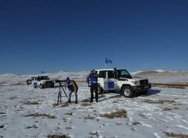 Uniunea Europeană desfăşoară o misiune civilă de doi ani, EUMA, la frontiera dintre Armenia şi Azerbaidjan