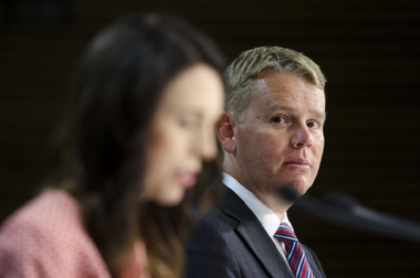Succesorul lui Jacinda Ardern, Chris Hipkins, a depus jurământul în funcţia de premier al Noii Zeelande