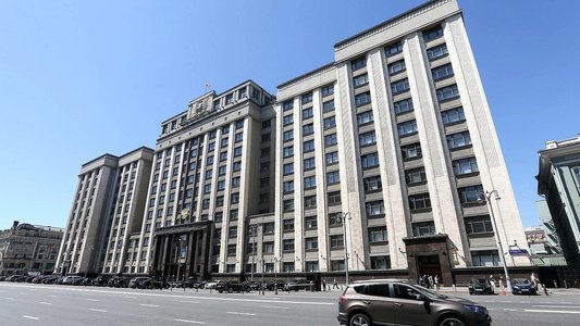 Cum funcţionează statul de drept în Rusia: Deputaţii ruşi au votat pentru secretizarea declaraţiilor lor fiscale, în timp ce justiţia a închis cea mai veche organizaţie de apărare a drepturilor omului