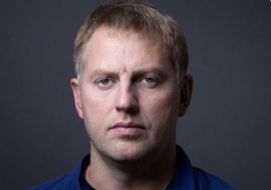 CNN: Tot mai mulţi oficiali de la Moscova, inclusiv din FSB, fug din Rusia. Omul care îi ajută în străinătate află secrete preţioase 