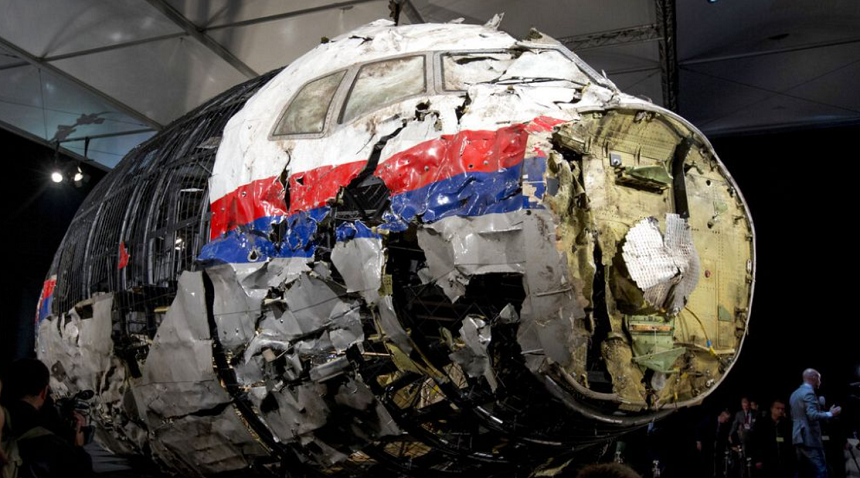 Anchetatorii internaţionali urmează să dezvăluie în februarie rezultatul unei anchete cu privire la cine a tras şi la cine a furnizat racheta de tip BUK-TELAR cu care a fost doborât zborul MH-17