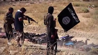 Paisprezece persoane condamnate la spânzurare după ce sunt găsite vinovate, în Irak, de participarea la masacrarea a 1.700 de recruţi la Camp Speicher, în 2014, de către Statul Islamic