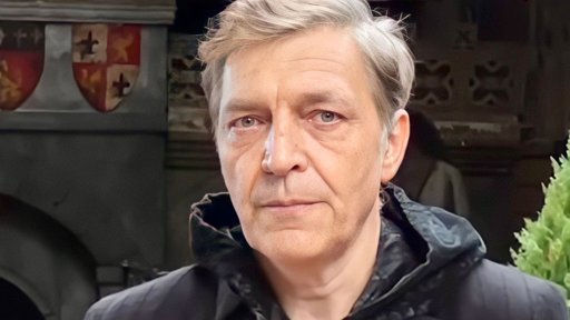 Un celebru jurnalist rus a fost condamnat la 8 ani de închisoare pentru că a criticat bombardamentele de la Mariupol