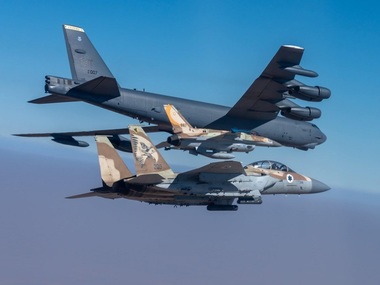 Coreea de Sud - Importante manevre aeriene alături de aviaţia americană