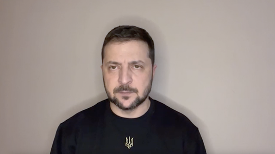 Zelenski pare să facă aluzie la schimbarea lui Reznikov: „Vom combina experienţa militară a oamenilor noştri cu activitatea managerială specifică în posturi din administraţia locală şi centrală”