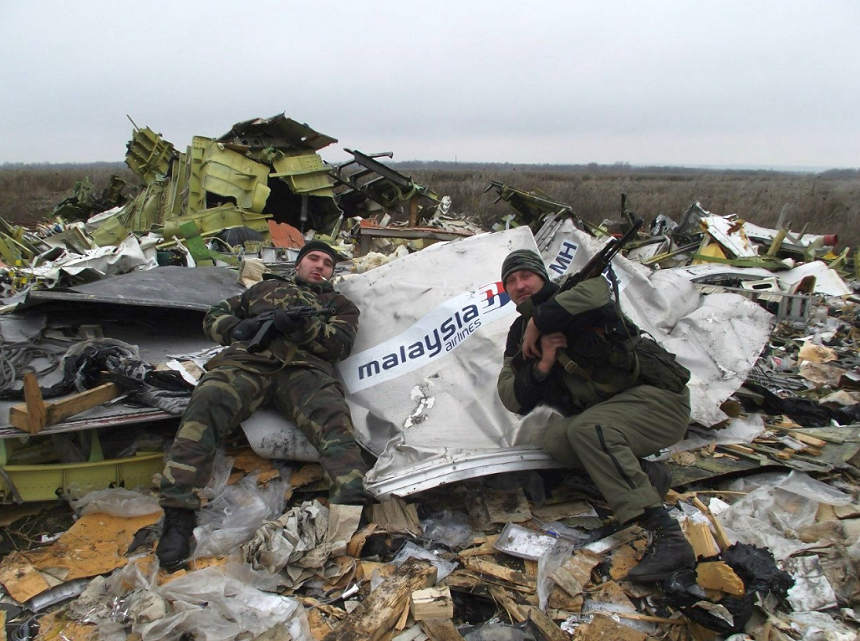 UPDATE - Putin a decis ca racheta care a doborât zborul MH17 să fie furnizată separatiştilor din Donbas. Anchetatorii internaţionali au pus capăt investigaţiei