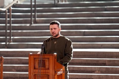 Zelenski: „În Marea Britanie, Regele este pilot al forţelor aeriene. În Ucraina de astăzi, fiecare pilot al forţelor aeriene este un Rege”
