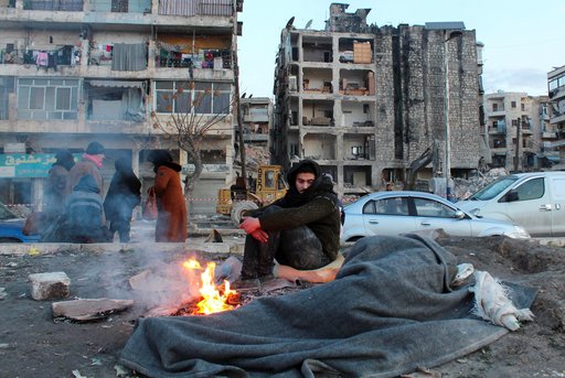 Româncă aflată în Turcia: Astăzi este un pic mai linişte, dar nu neapărat în sensul bun al cuvântului/ Încă sunt miracole - din Gaziantep s-au scos trei oameni vii de sub dărâmături/ Nu avem gaz, nu avem căldură/ Dormim în maşină şi mâncăm la spital 
