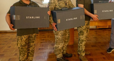 SpaceX ar trebui să aleagă între Ucraina şi Rusia, afirmă Mihailo Podoliak după ce compania lui Elon Musk a anunţat că a limitat utilizarea dispozitivelor Starlink
