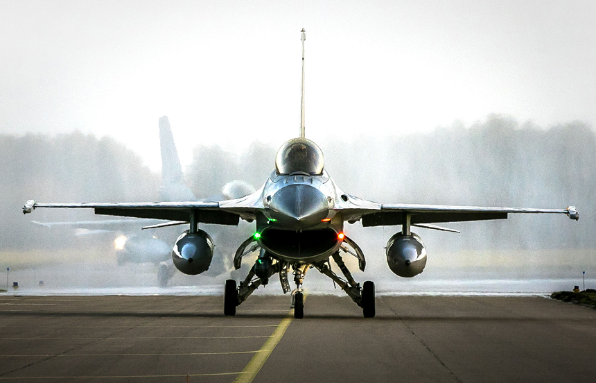 Ucraina cere în mod oficial Olandei să-i livreze avioane de vânătoare americane de tip F-16
