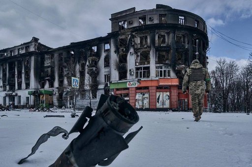 Noua ofensivă majoră a Rusiei a început, potrivit şefului NATO. La Bahmut, poziţiile ucrainene au fost fortificate, iar în oraş nu mai au voie să intre decât militarii
