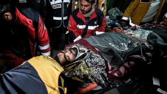 Trei supravieţuitori au fost scoşi vineri dintre dărâmături în Turcia, în a 12-a zi de la cutremur / Bilanţul a trecut de 43.000 de morţi / În Siria s-au reluat ostilităţile