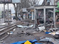 UPDATE: Şase morţi şi 12 răniţi, după ce ruşii au bombardat o piaţă şi o staţie de autobuz din Herson - FOTO, VIDEO