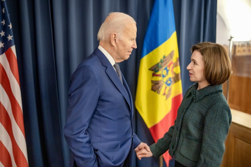 Maia Sandu: I-am transmis preşedintelui Biden că moldovenii îşi doresc să rămână parte a lumii libere, să trăiască în siguranţă şi să-şi realizeze visul de a adera la Uniunea Europeană / L-am invitat la Chişinău - FOTO