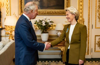 Ursula von der Leyen, primită de Charles al III-lea la Castelul Windsor