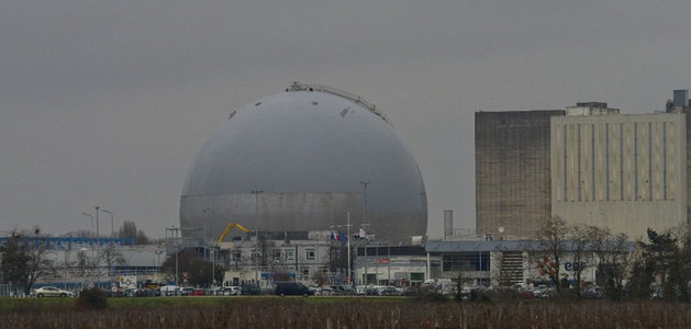 Franţa se aliază cu zece state membre UE, inclusiv România, în apărarea energiei nucleare