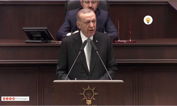 Erdogan menţine alegerile la 14 mai, în ciuda seismelor care au devastat ţara