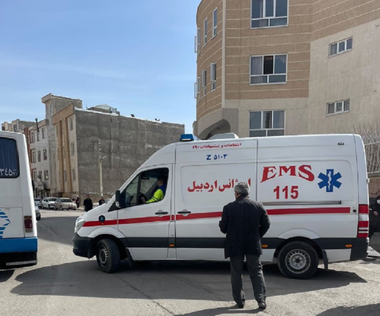 Peste 100 de eleve, intoxicate cu gaze la şapte şcoli de fete în oraşul iranian Ardabil. Intoxicări cu ”un fel de spray” în trei şcoli din Teheran. Peste 800 de elevi, intoxicaţi la Qom şi 400 la Borujerd, anunţă Parlamentul