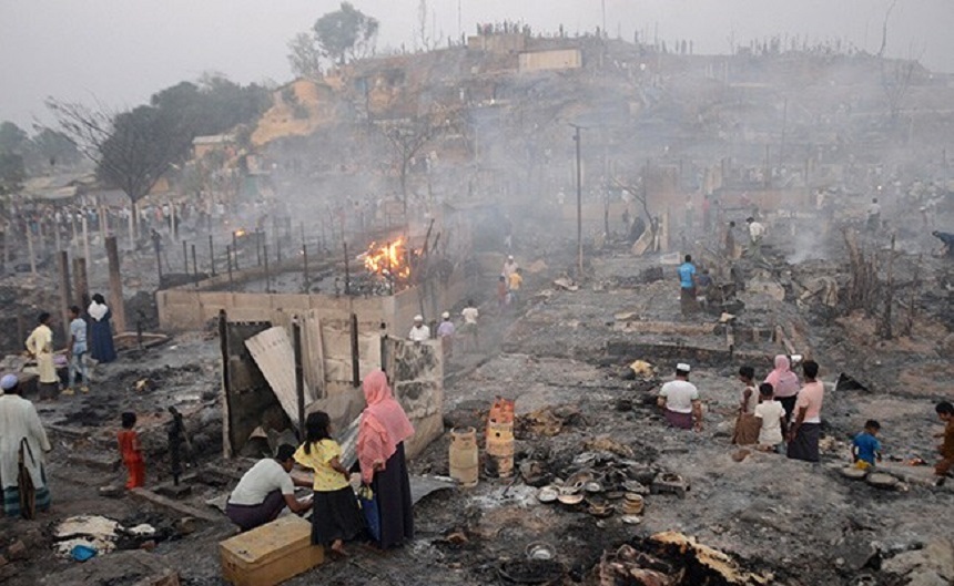 Bangladesh: 12.000 de oameni au rămas fără adăpost după un incendiu la o tabără de refugiaţi rohingya - VIDEO