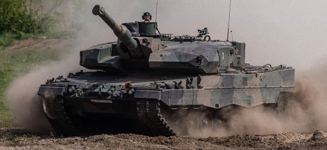 Polonia a livrat Ucrainei zece tancuri de Leopard 2A4, anunţă ministrul polonez al Apărării Mariusz Blaszczak