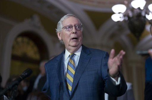 Mitch McConnell, spitalizat după ce cade la o cină privată la Hotelul Waldorf Astoria din Washington