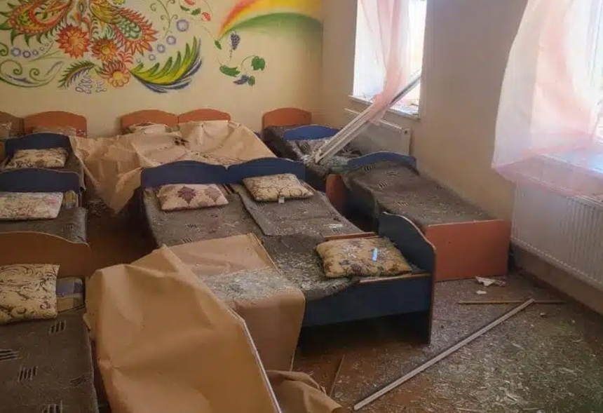 Atac cu rachete asupra regiunii Odesa. O grădiniţă şi câteva case din regiunea de coastă au fost avariate de resturi