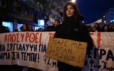 Catastrofa feroviară din Grecia - Noi manifestaţii şi o grevă generală