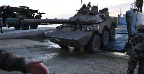 Primele blindate franceze uşoare de recunoaştere de tip AMX-10 RC au ajuns pe front în Ucraina, anunţă ministrul francez al Apărării Sébastien Lecornu