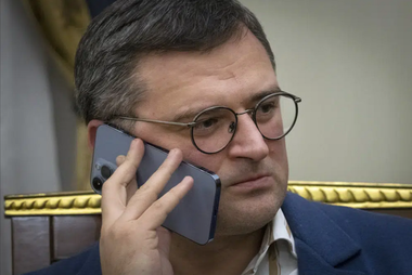 Ministrul ucrainean de externe a discutat despre pace cu omologii săi american şi chinez
