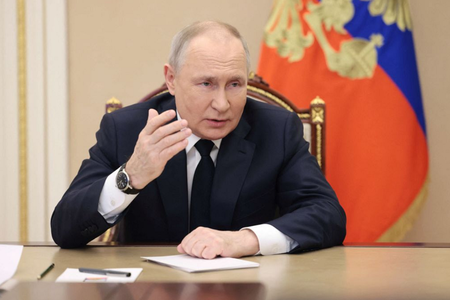 Vladimir Putin a mers la Mariupol, anunţă agenţia Tass. El a ajuns cu elicopterul şi a condus o maşină prin oraş