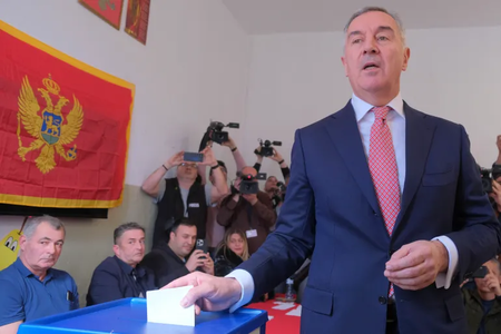 Alegeri în Muntenegru: Niciun candidat nu a obţinut 50 la sută din totalul voturilor în primul tur. Preşedintele se va decide în turul doi