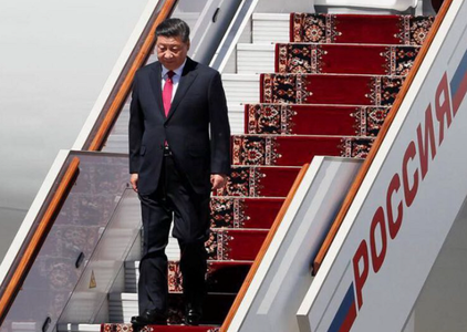 Xi Jinping soseşte la Moscova, într-o vizită de stat de trei zile, prima după patru ani. Kievul insistă asupra ”predării sau retragerii” forţelor ruse de ocupaţie în ”planul de pace” chinez