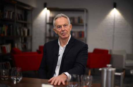Tony Blair refuză orice comparaţie între războaiele din Irak şi Ucraina