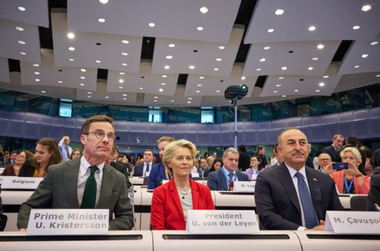 Donatori internaţionali promit Turciei şi Siriei ajutoare în valoare de şapte miliarde de euro, în urma cutremurului devastator din februarie
