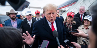 Posibila inculpare penală a lui Donald Trump, amânată de justiţia newyorkeză