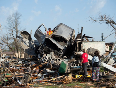 Joe Biden desfăşoară ajutoare federale în Mississippi, în urma unor tornade devastatoare care au distrus cartiere întregi