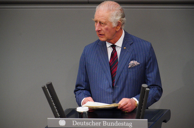 Invazia rusă a Ucrainei ”ameninţă securitatea Europei”, avertizează Charles al III-lea în Bundestag. El laudă livrările de armament greu ale Germaniei pacifiste Ucrainei