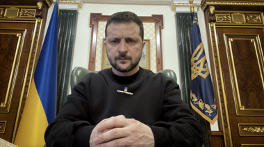 Zelenski: Patru sute de zile de apărare a noastră în faţa agresiunii la scară largă. Acesta este un parcurs colosal pe care l-am trăit/ Ucraina va câştiga. Pentru că libertatea şi dreptatea, umanitatea şi respectul, pacea trebuie să triumfe - VIDEO