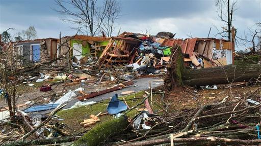 O tornadă devastatoare a lovit Little Rock, cel mai mare oraş din statul Arkansas - VIDEO