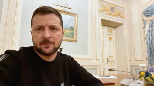 Zelenski: “Raşismul” trebuie să sufere o înfrângere totală: militară, economică, politică, juridică. Ucraina îşi va recupera toate teritoriile – VIDEO