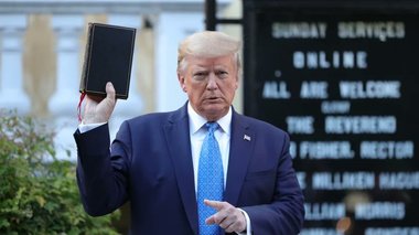 Moment istoric la tribunalul din Manhattan. Actul de acuzare în cazul lui Donald Trump ar urma să fie făcut public marţi