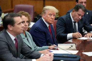 Kremlinul refuză să comenteze inculparea penală istorică a lui Trump. ”Nu suntem în drept să ne amestecăm în afacerile interne” ale SUA , iar ele ”nu au dreptul să se amestece în afacerile noastre”