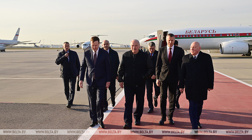 Preşedintele Belarusului a sosit la Moscova pentru discuţii cu Vladimir Putin