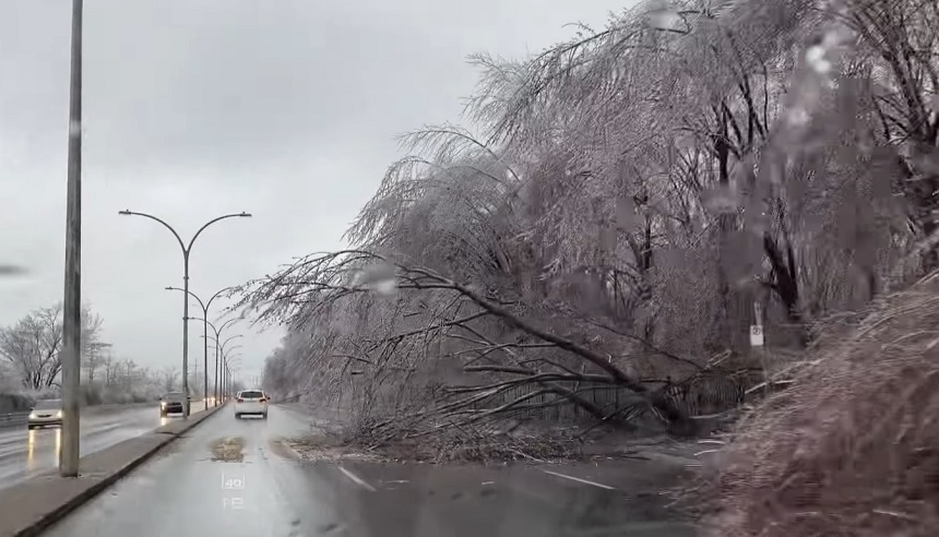 Mai mult de un milion de canadieni fără electricitate din cauza unei furtuni - VIDEO