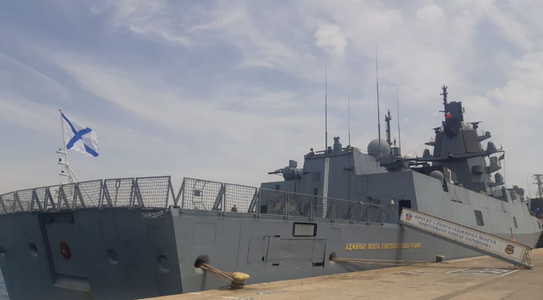 Fregata rusă Admiral Gorşkov şi petrolierul Kama se reaprovizionează în Arabia Saudită, o premieră după zece ani, în urma unor exerciţii navale cu China şi Africa de Sud